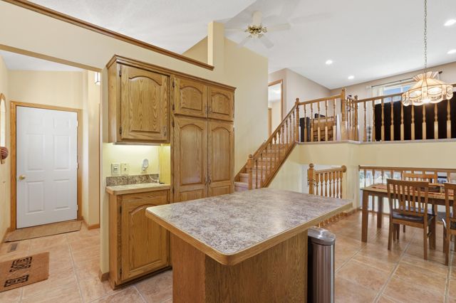 1490 Mallard Place, Waconia, MN 55387
