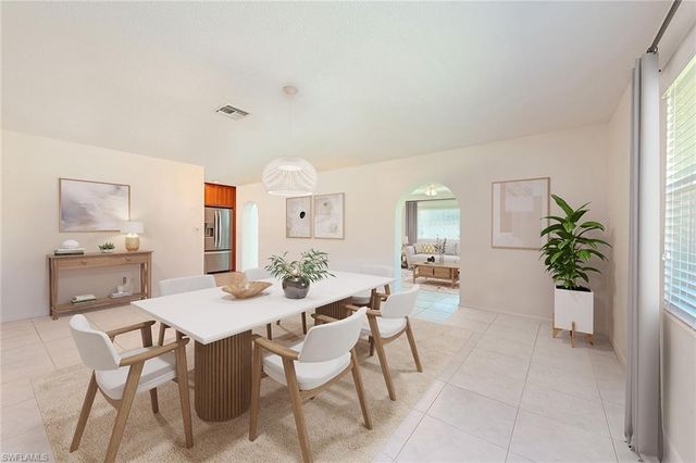 287 Rosewood CT, Lehigh Acres, FL 33936