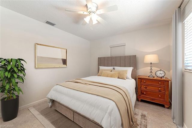 287 Rosewood CT, Lehigh Acres, FL 33936