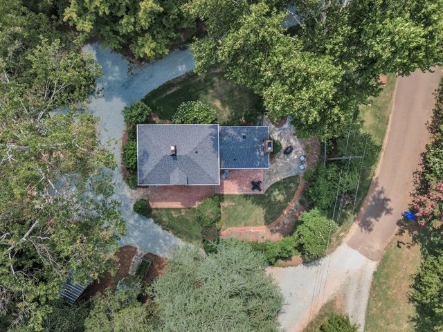 225 E Corbin Street, Hillsborough, NC 27278