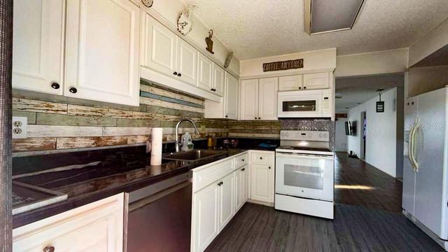 12922 WEDGEWOOD WAY A, Hudson, FL 34667