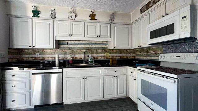 12922 WEDGEWOOD WAY A, Hudson, FL 34667