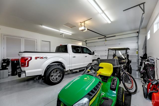 7095 N Tree Haven Pl, Meridian, ID 83646