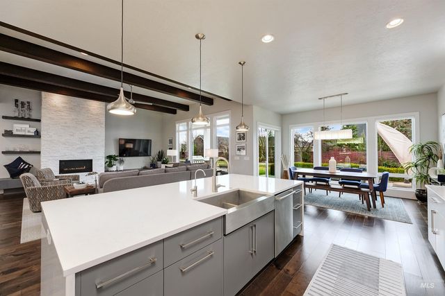 7095 N Tree Haven Pl, Meridian, ID 83646