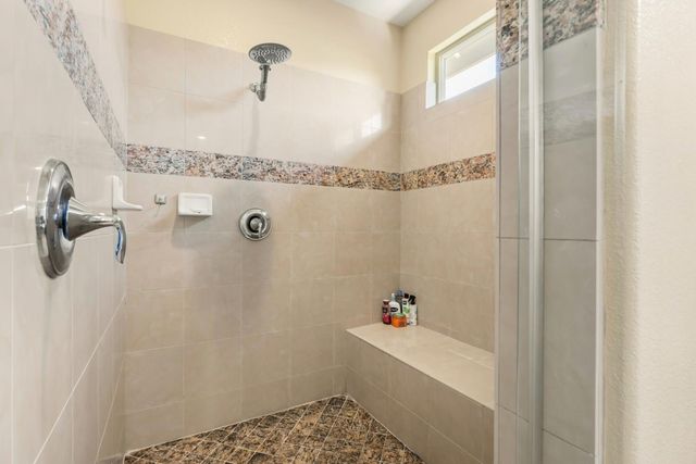 101 Liphan Ct, Roseville, CA 95747