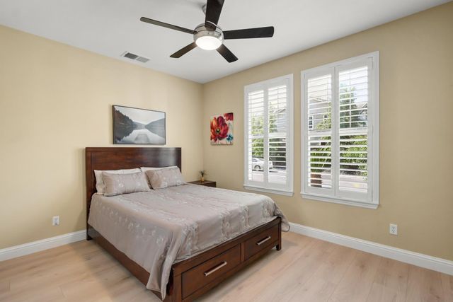 101 Liphan Ct, Roseville, CA 95747