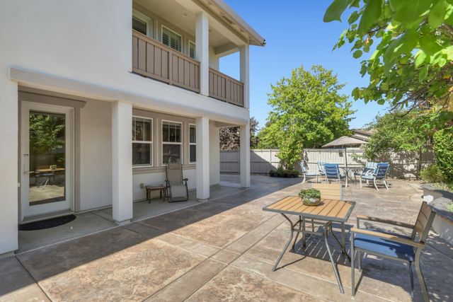 101 Liphan Ct, Roseville, CA 95747