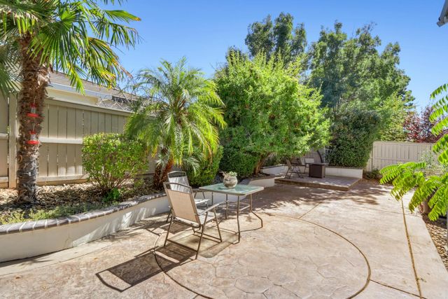 101 Liphan Ct, Roseville, CA 95747