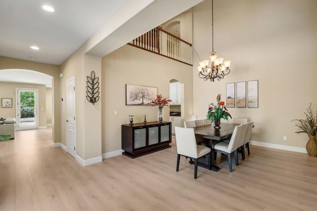101 Liphan Ct, Roseville, CA 95747