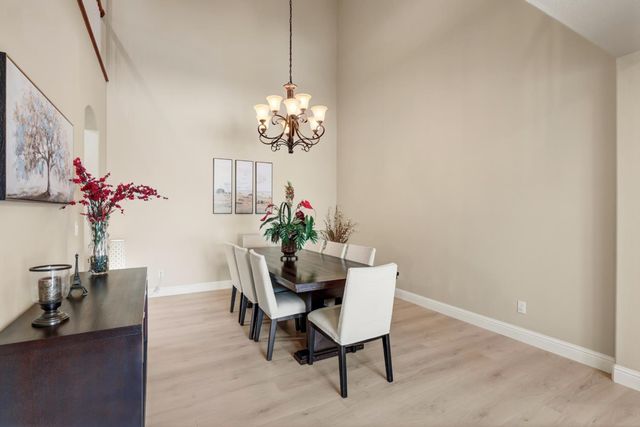 101 Liphan Ct, Roseville, CA 95747