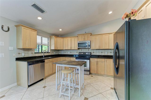 2226 LOCKWOOD MEADOWS DRIVE, Sarasota, FL 34234