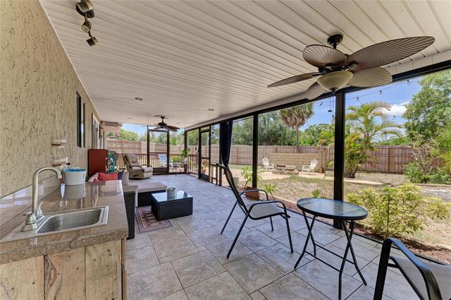 2226 LOCKWOOD MEADOWS DRIVE, Sarasota, FL 34234