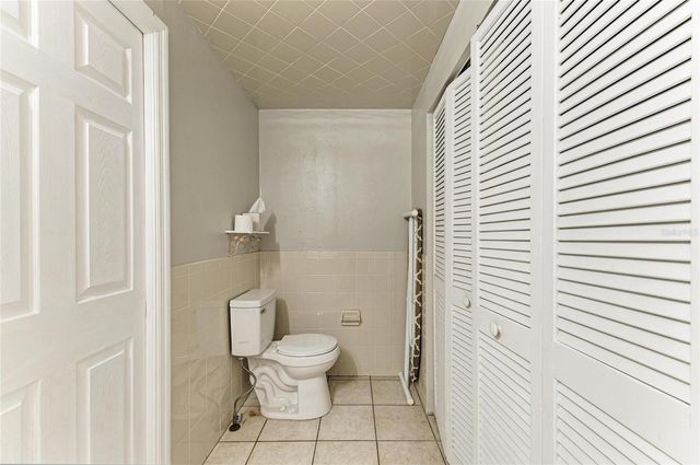 2226 LOCKWOOD MEADOWS DRIVE, Sarasota, FL 34234
