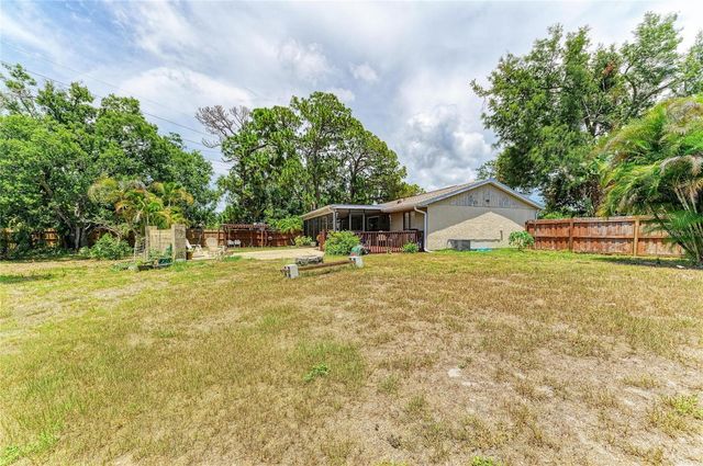 2226 LOCKWOOD MEADOWS DRIVE, Sarasota, FL 34234
