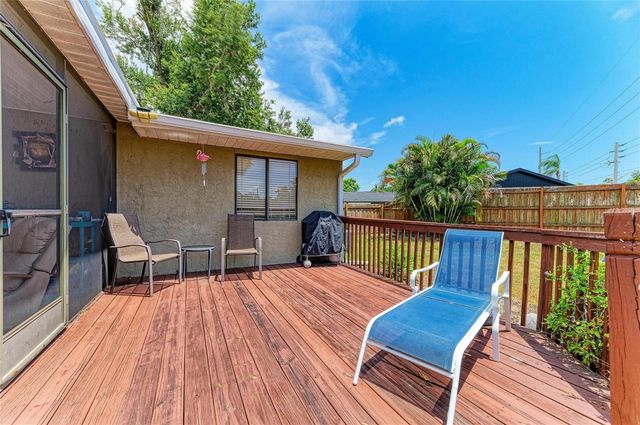 2226 LOCKWOOD MEADOWS DRIVE, Sarasota, FL 34234