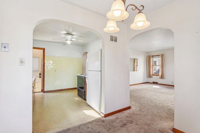 3163 S 28th STREET, Milwaukee, WI 53215