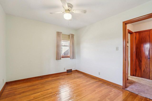 3163 S 28th STREET, Milwaukee, WI 53215