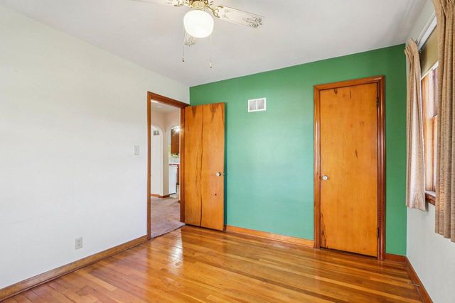 3163 S 28th STREET, Milwaukee, WI 53215