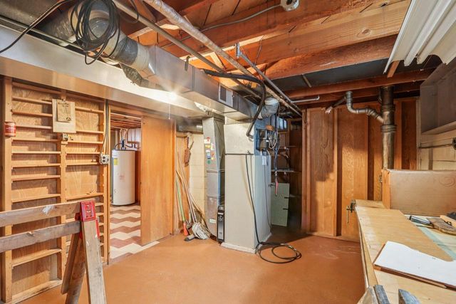 3163 S 28th STREET, Milwaukee, WI 53215