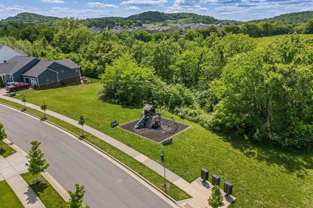 8029 Brookpark Ave, Franklin, TN 37064