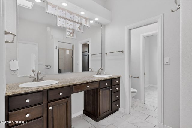 2807 Diamond Springs Drive, Las Cruces, NM 88011