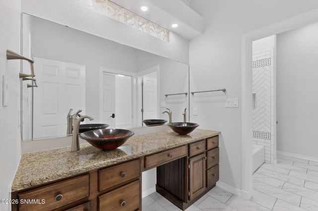 2807 Diamond Springs Drive, Las Cruces, NM 88011