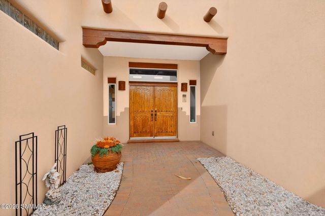 2807 Diamond Springs Drive, Las Cruces, NM 88011