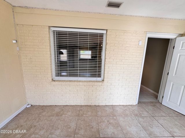 302 Fox Place, Port Orange, FL 32127