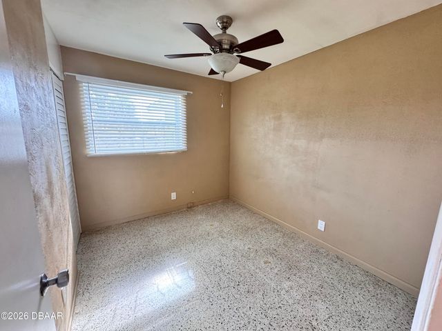 302 Fox Place, Port Orange, FL 32127