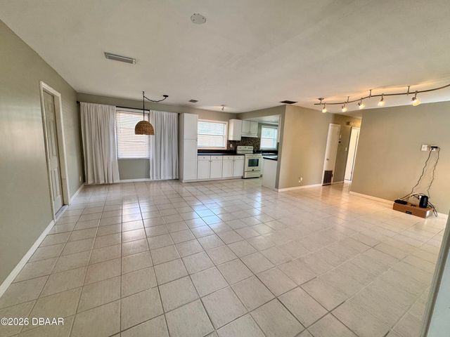 302 Fox Place, Port Orange, FL 32127