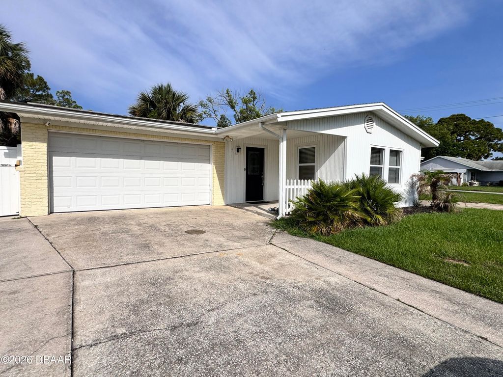 302 Fox Place, Port Orange, FL 32127