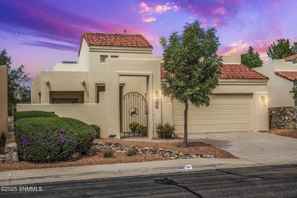 1687 Boulders Drive, Las Cruces, NM 88011