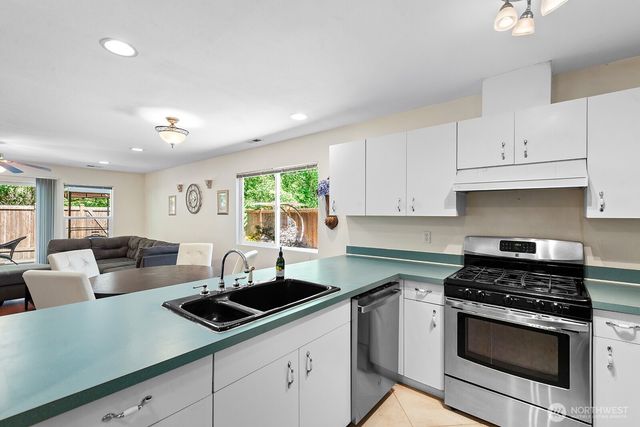 13608 56th Avenue SE, Everett, WA 98208