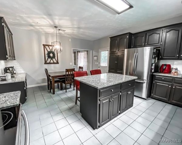 1525 EMERALD MOUNTAIN Parkway, Wetumpka, AL 36093