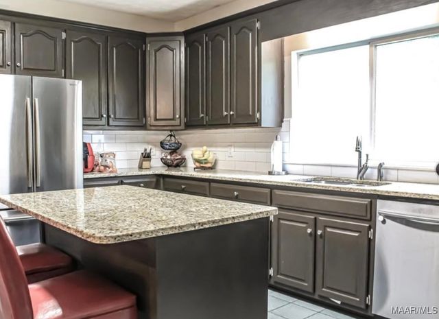 1525 EMERALD MOUNTAIN Parkway, Wetumpka, AL 36093