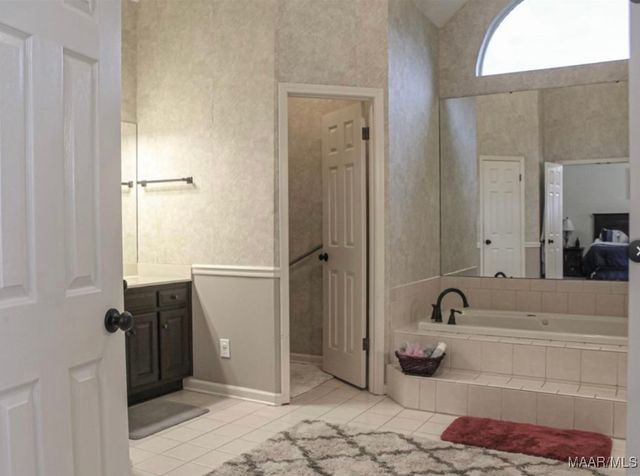 1525 EMERALD MOUNTAIN Parkway, Wetumpka, AL 36093