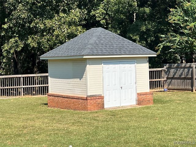 1525 EMERALD MOUNTAIN Parkway, Wetumpka, AL 36093