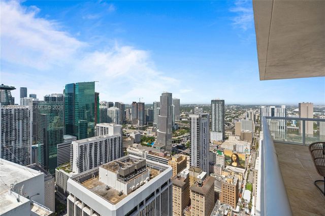 50 Biscayne Blvd 5210, Miami, FL 33132