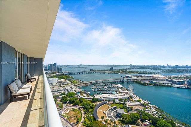 50 Biscayne Blvd 5210, Miami, FL 33132