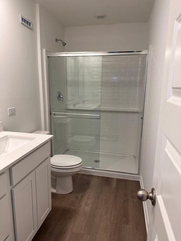 2270 Barbera Drive, Oswego, IL 60543