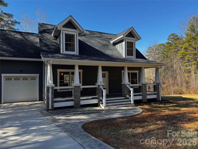 426 Shadow Wood Drive, Leicester, NC 28748