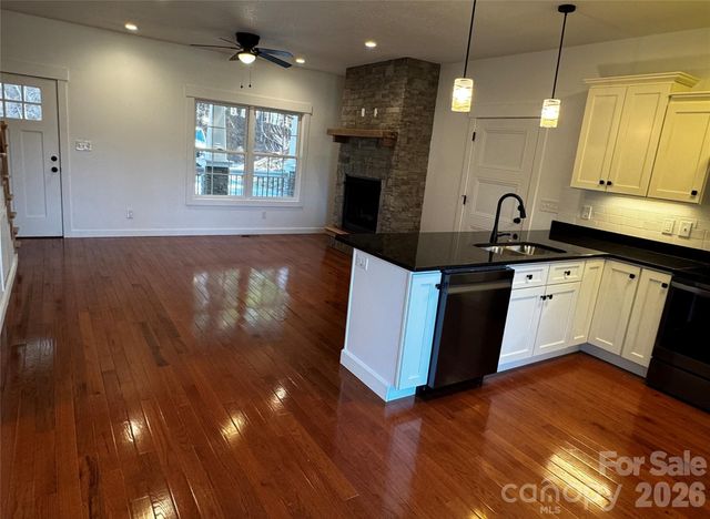 426 Shadow Wood Drive, Leicester, NC 28748