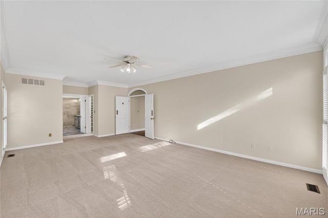 1747 Baxter Forest Valley Court, Chesterfield, MO 63005