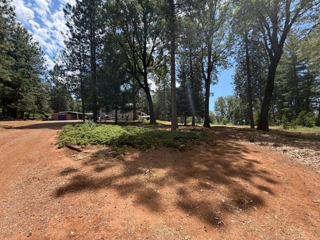 13971 Ryans Ranch Rd, Grass Valley, CA 95945