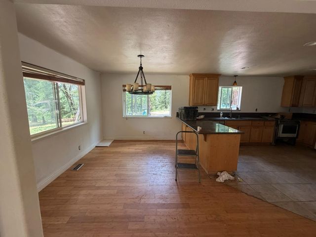 13971 Ryans Ranch Rd, Grass Valley, CA 95945