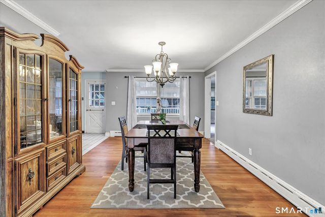 7 Thorburn Avenue, Trumbull, CT 06611