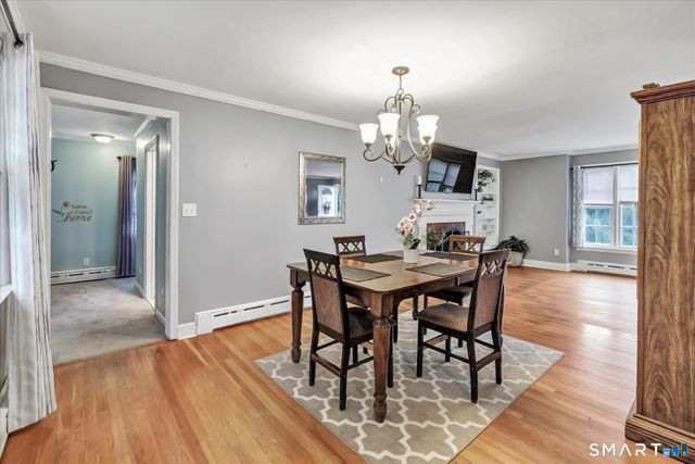 7 Thorburn Avenue, Trumbull, CT 06611