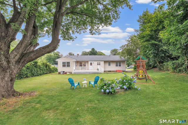 7 Thorburn Avenue, Trumbull, CT 06611