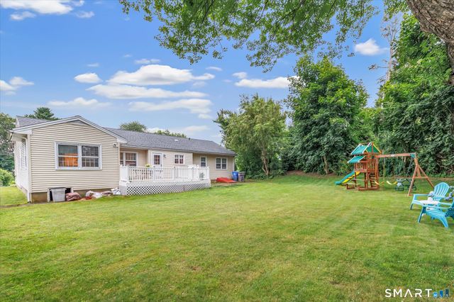 7 Thorburn Avenue, Trumbull, CT 06611
