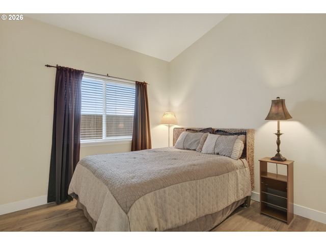 17805 Se 12TH Dr, Vancouver, WA 98683